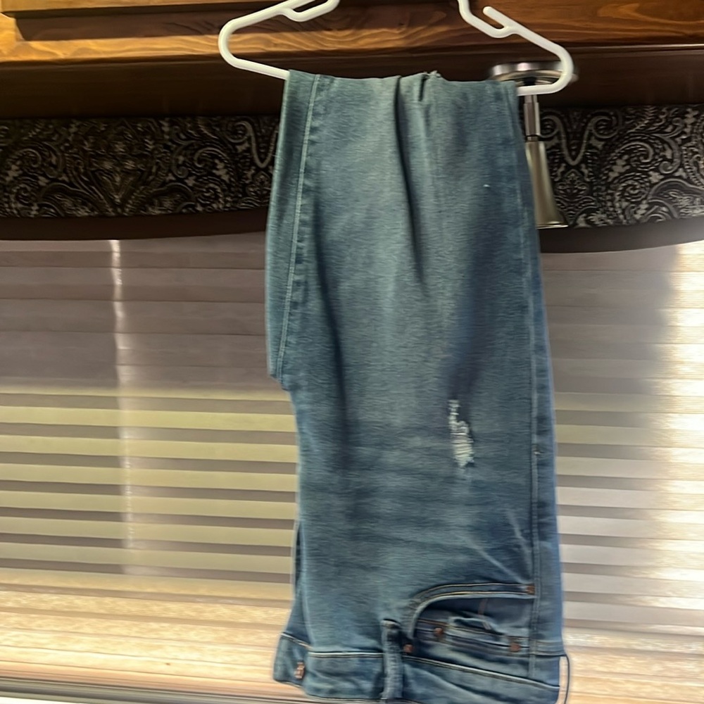 Light denim jean. Has some stretch to it. Good condition.